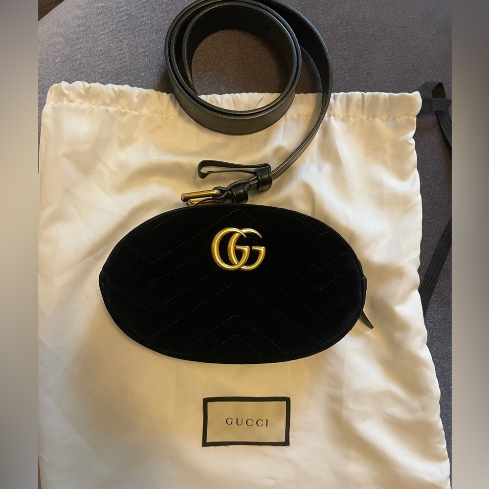 Gucci Marmont Black Velvet Belt Bag